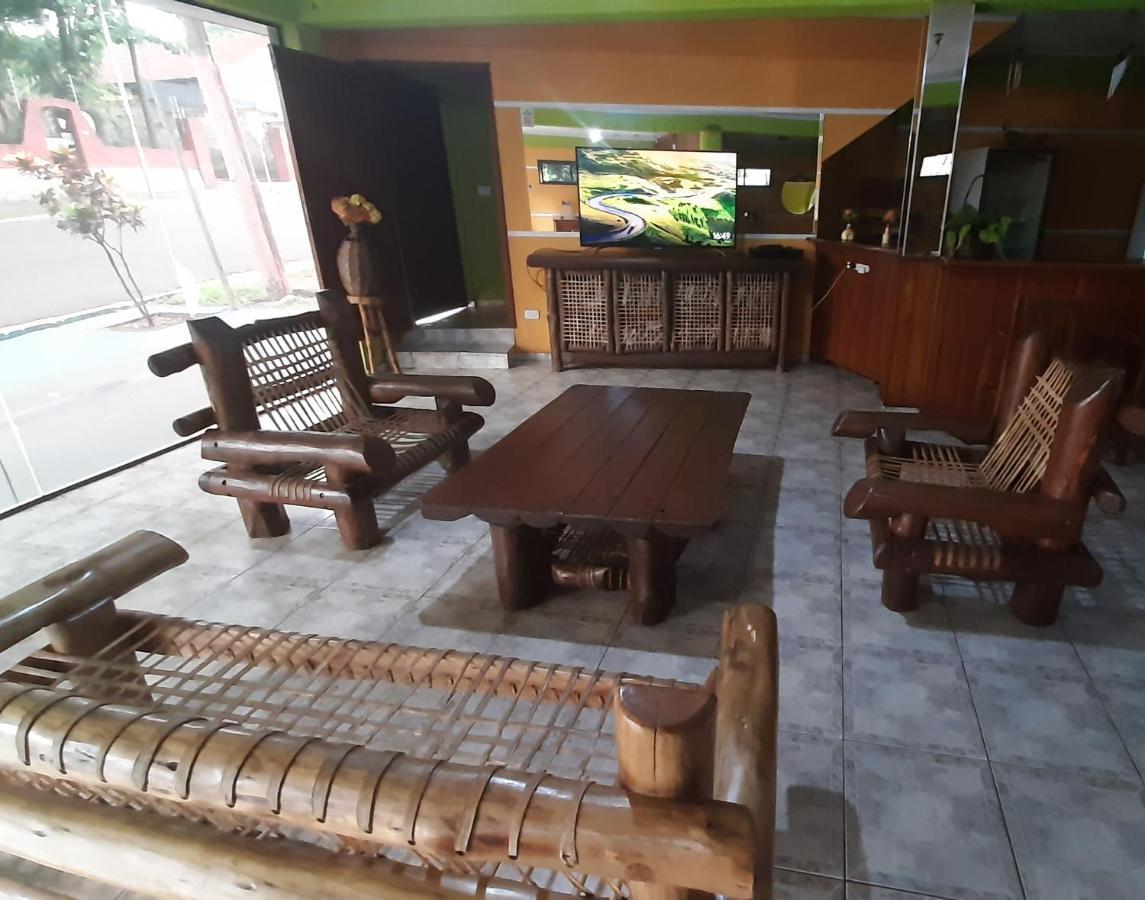 Hostel Peter Pan Πουέρτο Ιγκουασού Εξωτερικό φωτογραφία